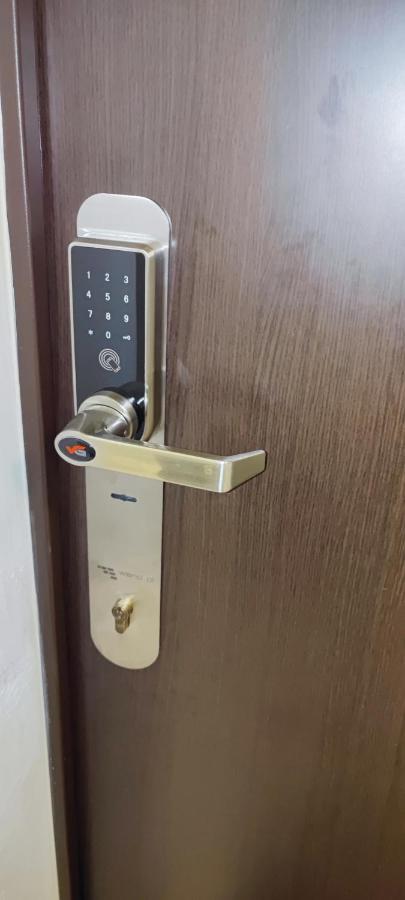 Cosmopolitan Apartament Z Bezplatnym, Prywatnym Parkingiem W Hali Garazowej Torun Exterior foto