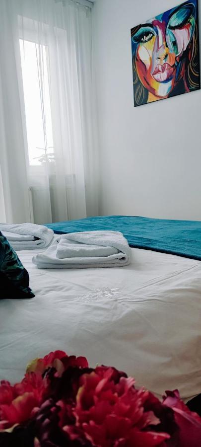 Cosmopolitan Apartament Z Bezplatnym, Prywatnym Parkingiem W Hali Garazowej Torun Exterior foto
